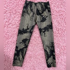 Super cute faux snake skin leggings